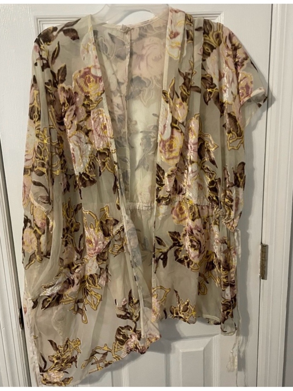 Cream Floral En Creme Kimono